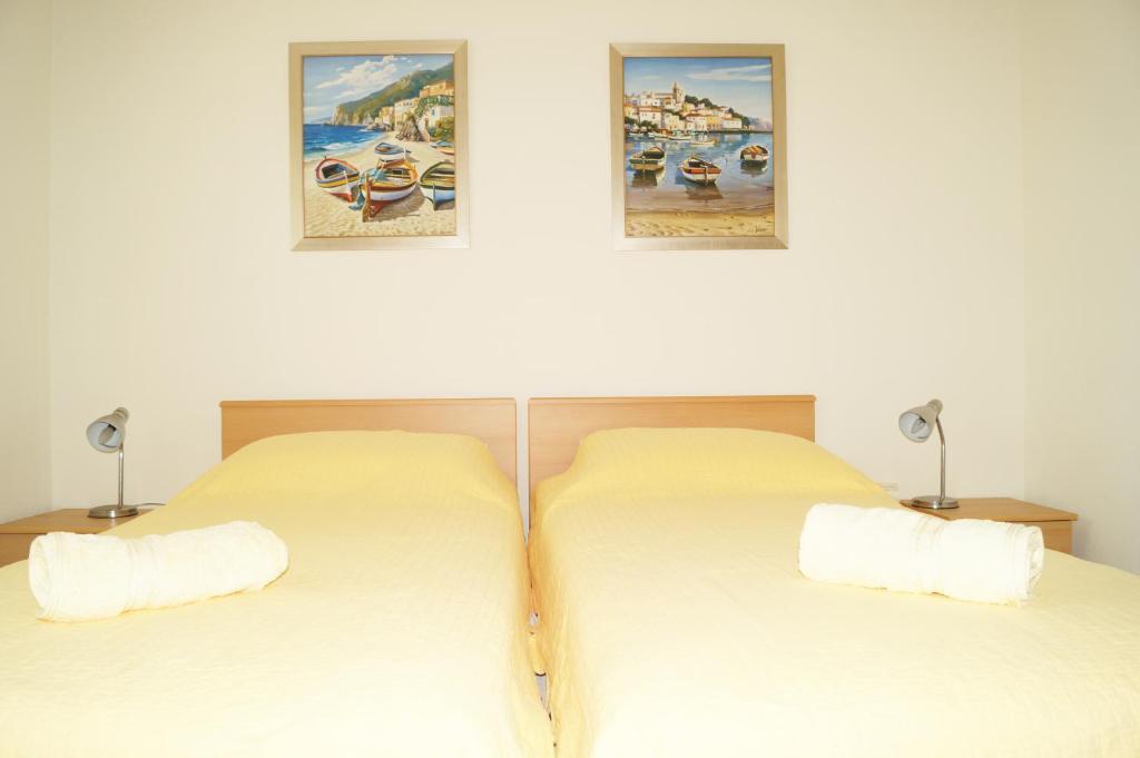 Apartments Morgen ブラー 部屋 写真